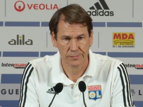 14e j. - Garcia: Le capitaine sera Memphis Depay