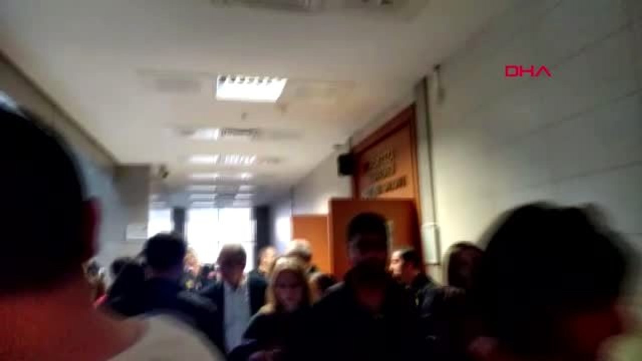 Cumhuriyet gazetesi davasında kadri gürsel'e beraat -1