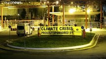 Ελλάδα: Κατάληψη της Greenpeace στα ΕΛΠΕ