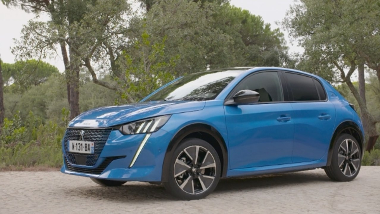 Peugeot e-208