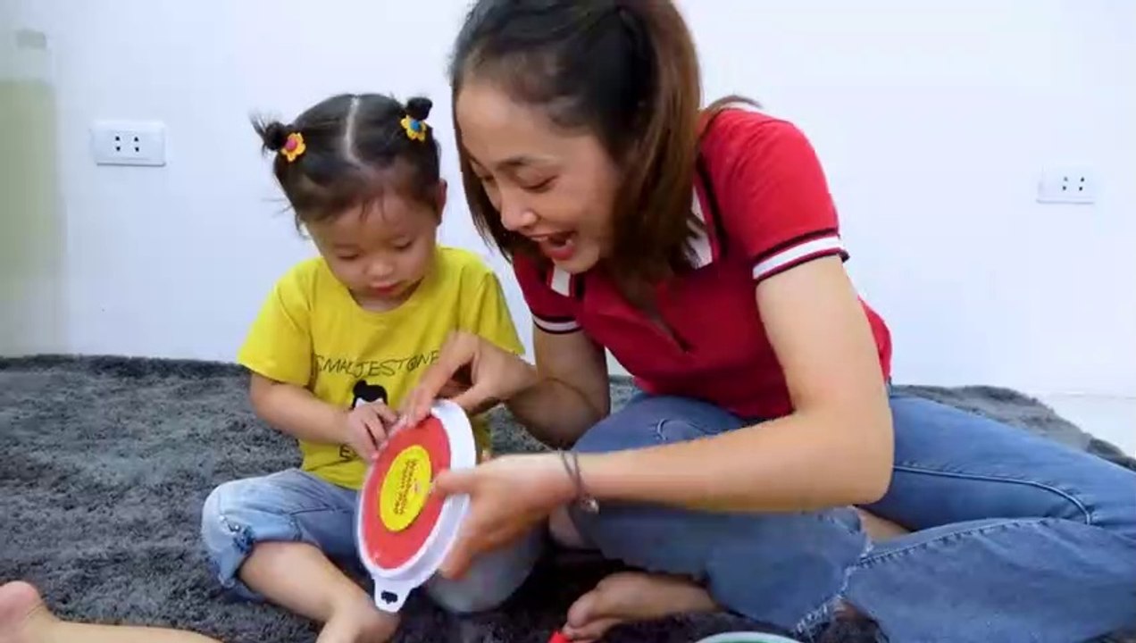 Camion Tracteur pour enfants voiture apprendre les couleurs train #53 Pelleteuse, camion à ordures, Camion de pompier, voiture de police, trains jouets 31 Excavator Toys Nursery Rhymes and Songs for kids Youtube KIDS