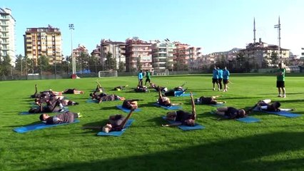 Alanyaspor Teknik Direktörü Bulut: "Karamsar değilim, iyi oynuyoruz"