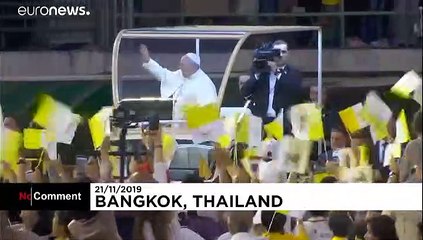 Pope Francis slams use of women & children for prostitution in Thailand