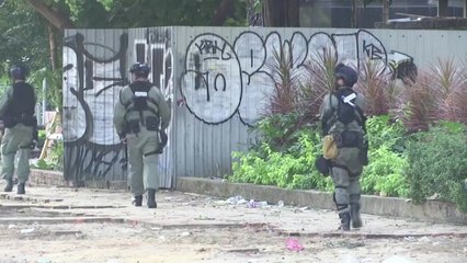 홍콩 이공대 봉쇄 5일째..."미성년자 30명 잔류" / YTN