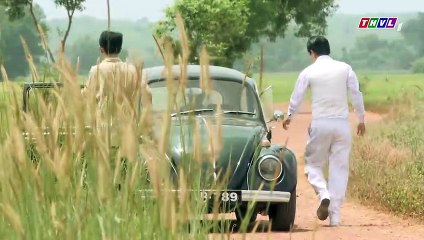 THVL - Tiếng sét trong mưa - Tập 1[1]- Bình bị Khải Duy đụng xe té xuống ruộng