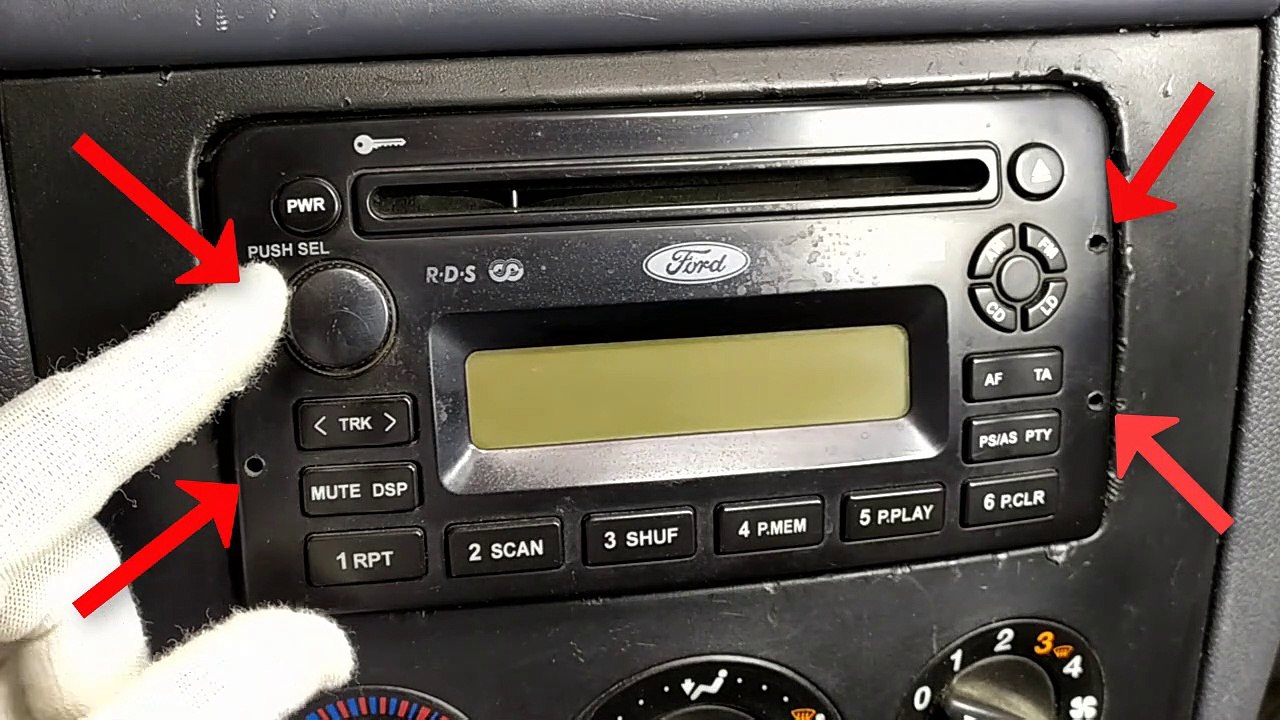 How to remove a car radio - فيديو Dailymotion
