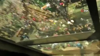 - Polis Müdahale Etti, Göstericiler Tabutları Bırakıp Kaçtı