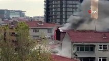Kadıköy Fikirtepe'de bir apartmanda yangın çıktı.