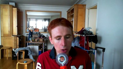 Wiwi égratigne "Leslie" de Claude Morgan