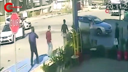 Yer: Denizli... Tüyler ürperten kaza anı kamerada