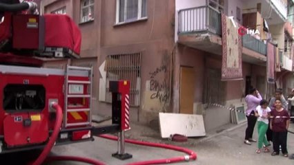 Fikirtepe'de 4 katlı binada yangın paniği