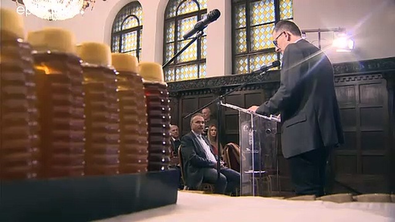 La Hongrie appelle l'UE à protéger ses abeilles et lance du miel 100 % européen