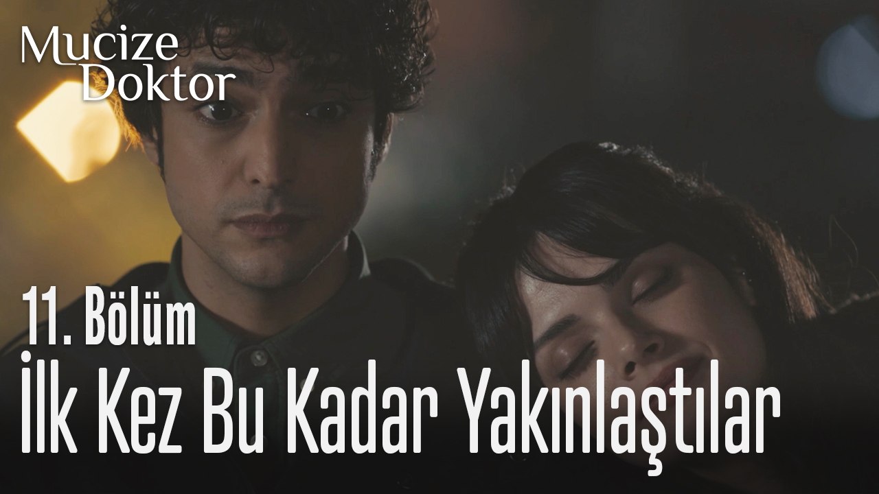 Ali ve Nazlı ilk kez bu kadar yakınlaşıyor! - Mucize Doktor 11. Bölüm