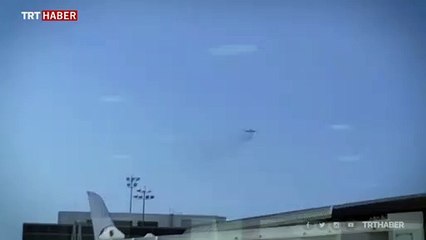 ABD'de 347 yolcuyu taşıyan uçağın motoru havadayken alev aldı