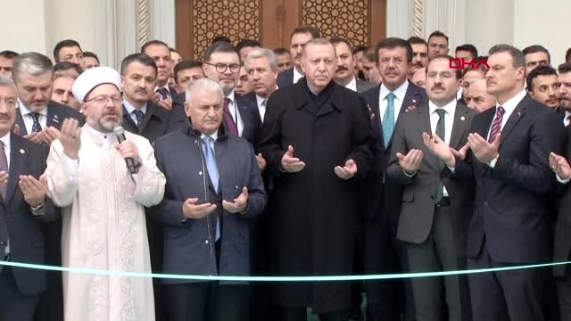 İzmir cumhurbaşkanı erdoğan, ege üniversitesi kampüsü'nde inşa edilen bilal saygılı camii ve...