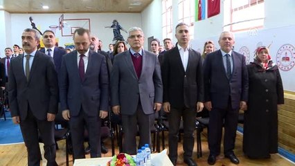 Azerbaycan'da "24 Kasım Öğretmenler Günü" etkinliği