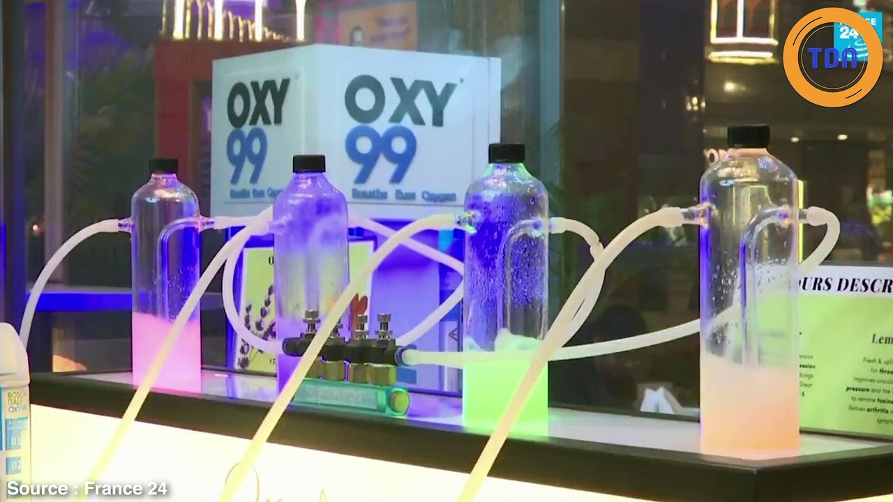 Des bars à oxygène contre la pollution à New Delhi font sensation !