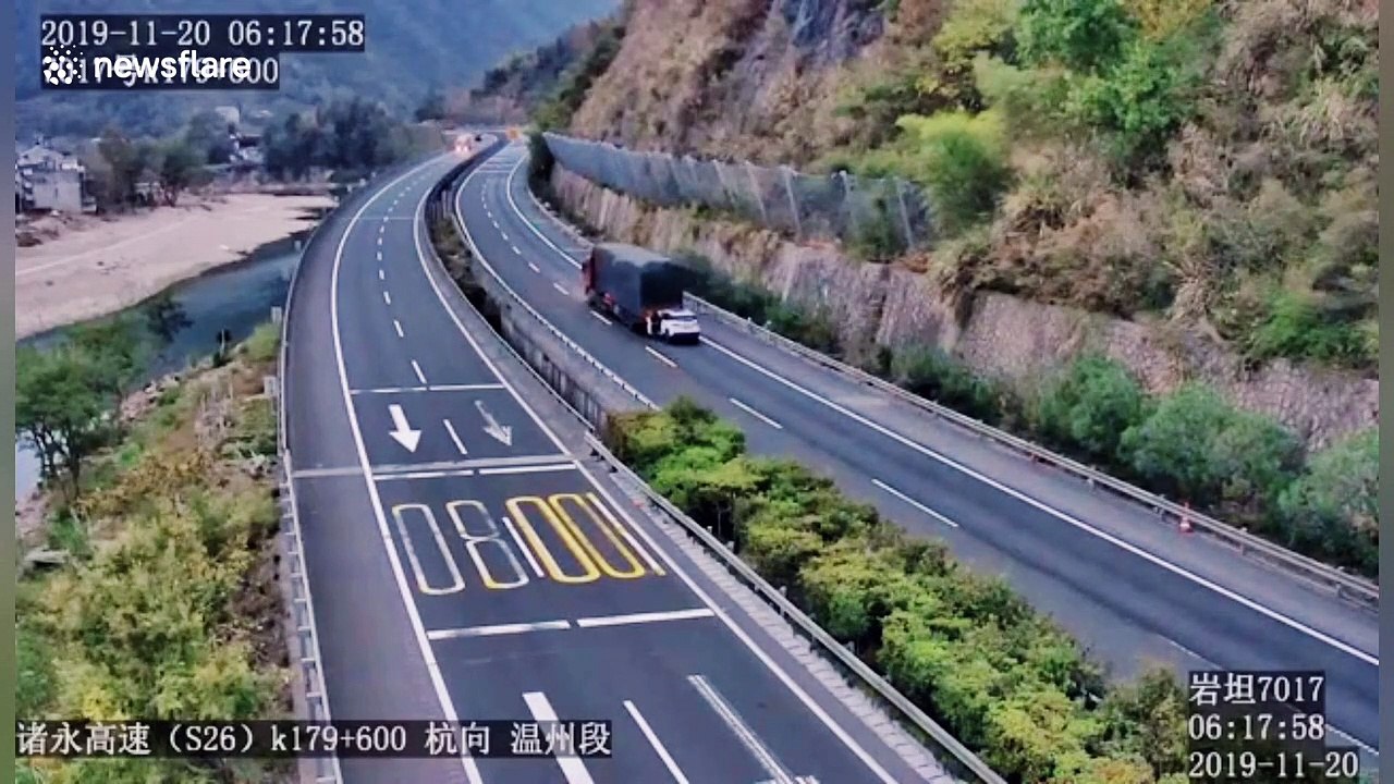 Car dragged by semi-trailer for over two miles after rear-ending it on Chinese highway