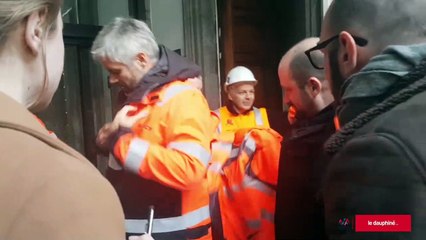 Laurent Wauquiez à la mairie d'Annecy, 8 jours après l'incendie