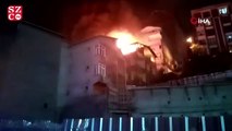 Kağıthane'de 4 katlı bir binanın en üst katı alev alev yandı