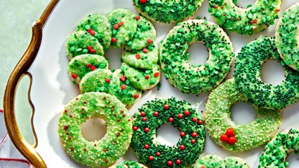 Cream Cheese Cookie Wreaths HANDS ONLY