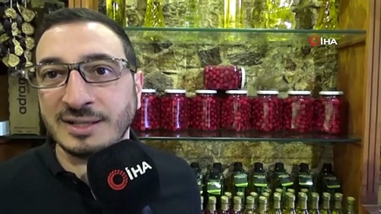 Siyah ve Yeşil Zeytinden Sonra Bu da Kırmızı Zeytin