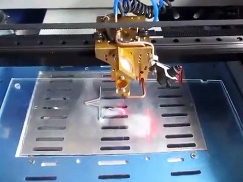 CNC co2 アクリルカット