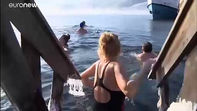 «Моржи» отмечают День моржа