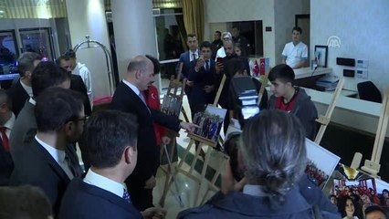 İçişleri Bakanı Soylu, "Yarın Çok Genç Olacak Projesi"ne katılan gençlerle bir araya geldi