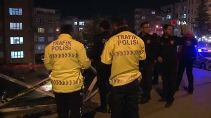 Otomobil 10 metre derinliğindeki bina bahçesine uçtu