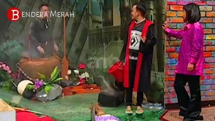 TAK TERIMA DISIRAM AIR BEKAS PEL OLEH RUBEN ONSU, INI REAKSI VICKY PRASETYO SAAT TAMPIL DI PESBUKERS