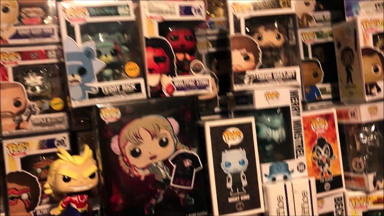 The Office Date Mike and Mr Owl Tootie Pop Funko Pops Exclusive Detailed Look New Rick and Morty,Marvel and MHA