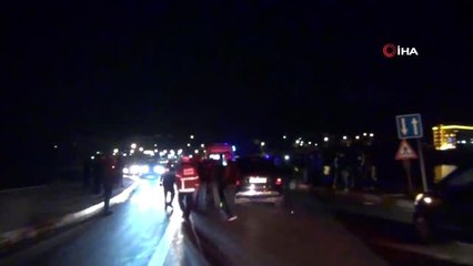 MHP'li meclis üyesinin bulunduğu lüks araç otomobil ile çarpıştı: 3 yaralı