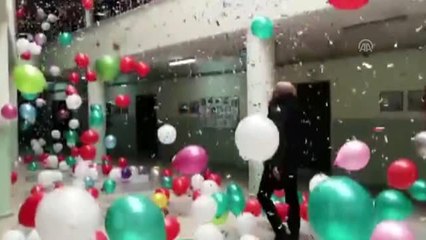 Kanseri yenen Muharrem öğretmen, 24 Kasım'a öğrencileriyle girecek