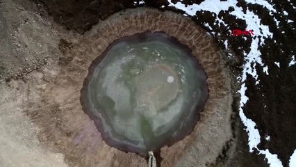 Gümüşhane-dipsiz göle yakınındaki dereden su veriliyor