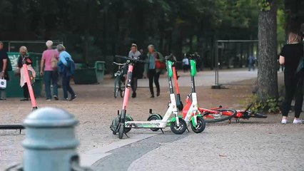 لتفادي الزحام وتجنب دخان السيارات.. إقبال واسع على الدراجات الكهربائية بألمانيا