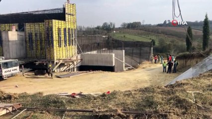 Kuzey Marmara Otoyolu inşaatında iskele çöktü: 3 işçi göçük altında kaldı