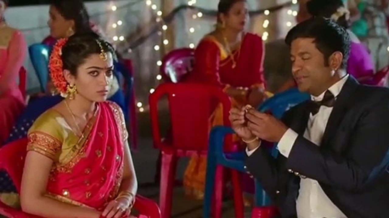 hindi_new_hot_sexy_song_latest_romantic_video_songs_ankhiyon_se_goli_maare_hindi_sexy_songs_2019_s0nZaPWDSbI_720p