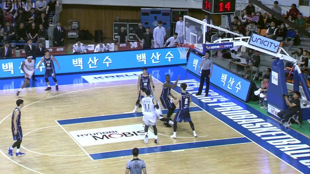 KGC인삼공사, 26점 차 대승...공동 4위 도약 / YTN