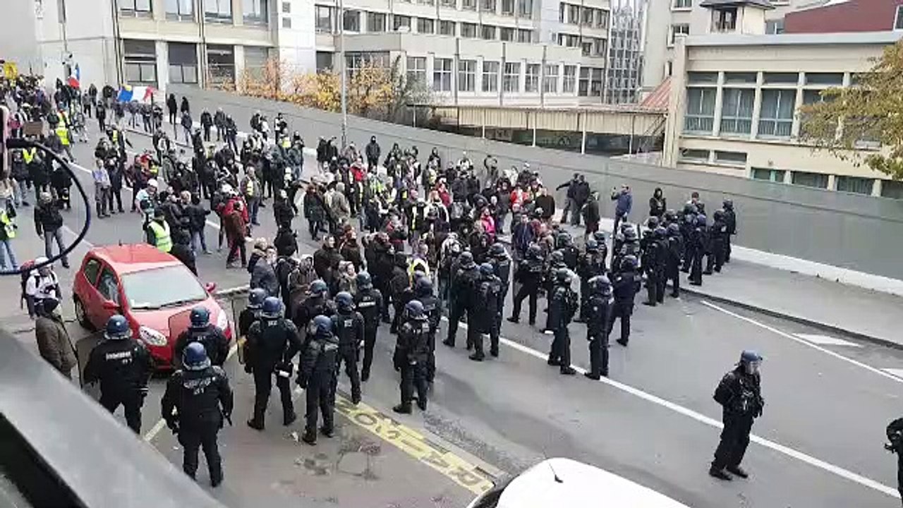 Nancy Quelques 300 gilets jaunes ont manifesté pour l'Acte 54