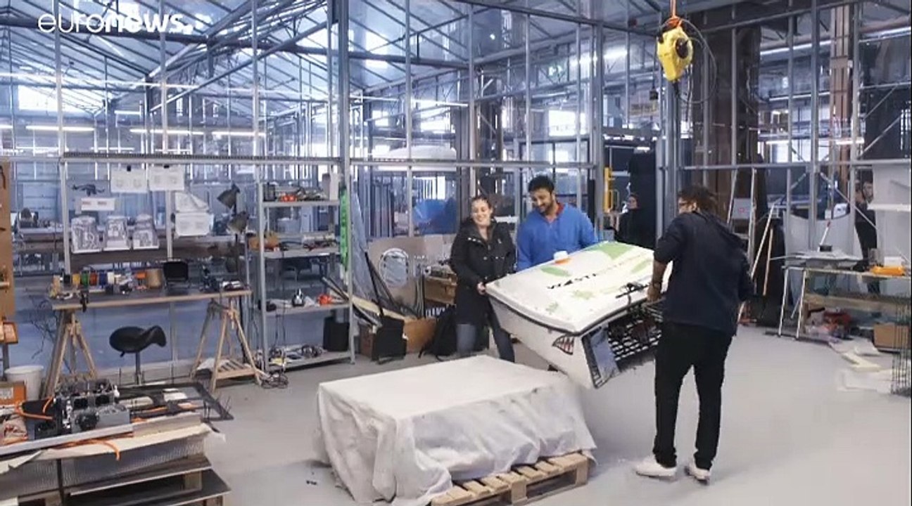 كمية البلاستيك ببعض البحار تتجاوز كمية الأسماك....