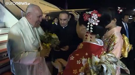 Pope Francis continues Asia trip with anti-nuclear message in Japan