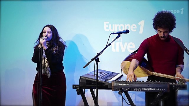 VIDÉO - Mauvais Œil interprète Eve lève-toi en live sur Europe 1