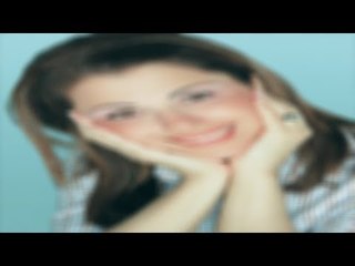 أم تعرض بـ ـنتها  فى مزاد علنى  للرجال