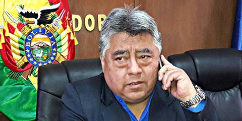 Bolivia: Hallan tirado en una carretera el cadáver de un viceministro muerto a golpes