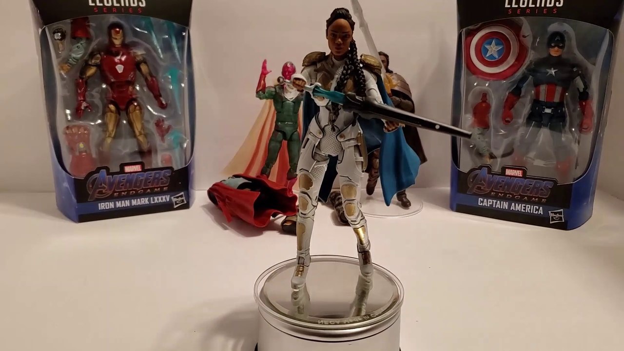 Foxy Unboxy: Marvel Legends End Game Valkyrie