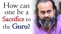 How can one be a sacrifice to the Guru? || Acharya Prashant, on Guru Granth Sahib (2019)