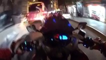 Motosikletlilerin ölümden kıl payı kurtulduğu anlar kamerada