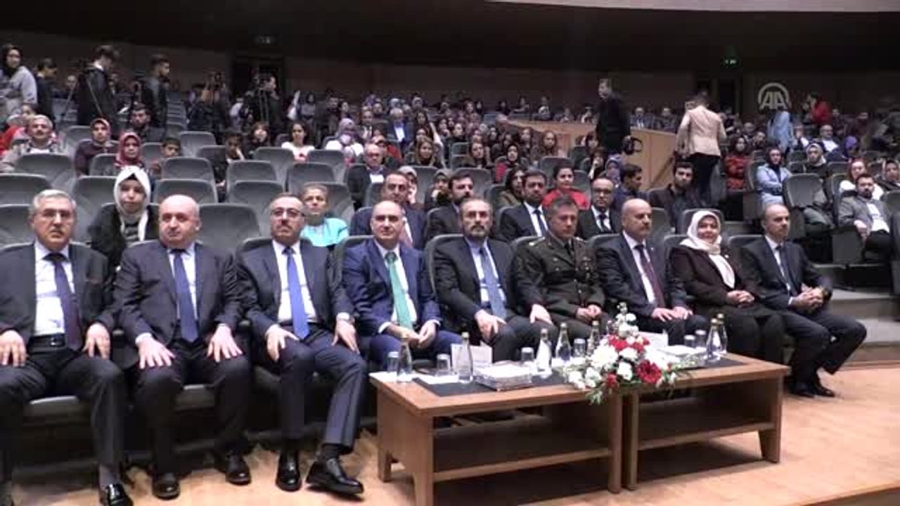 Mahir Ünal: "Kalbiyle bakan öğretmen, sınıftaki öğrenciyi görür" - KAHRAMANMARAŞ