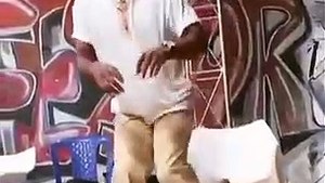 Voici la nouvelle danse de Fally Ipupa. Le meilleur de la musique Congolaise est sur ww.afrishow.net